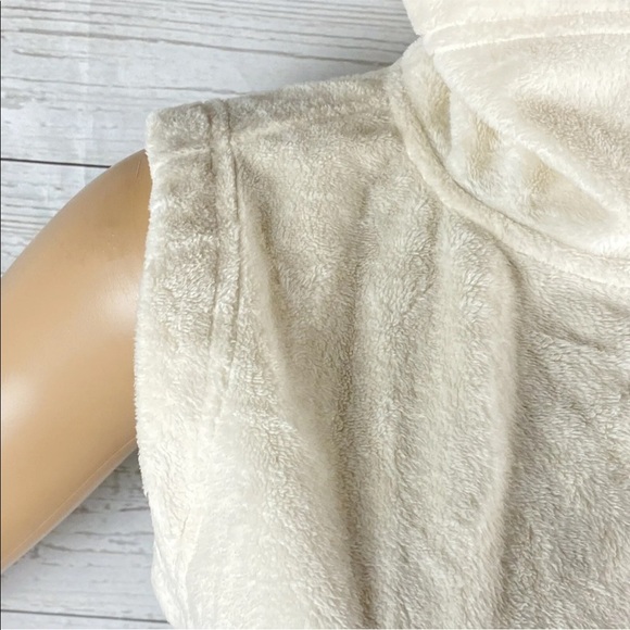 Horny Toad Minky Vest 💕 - Picture 4 of 13